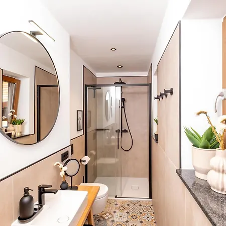 Eggert Alm * السنبرغ